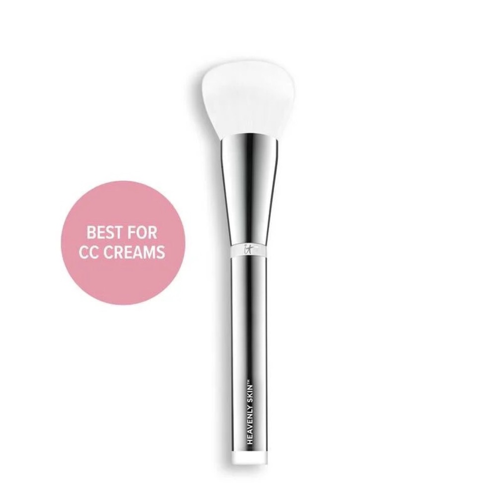 IT Cosmetics Heavenly Skin CC+ Perfecting Brush #702 NIB
